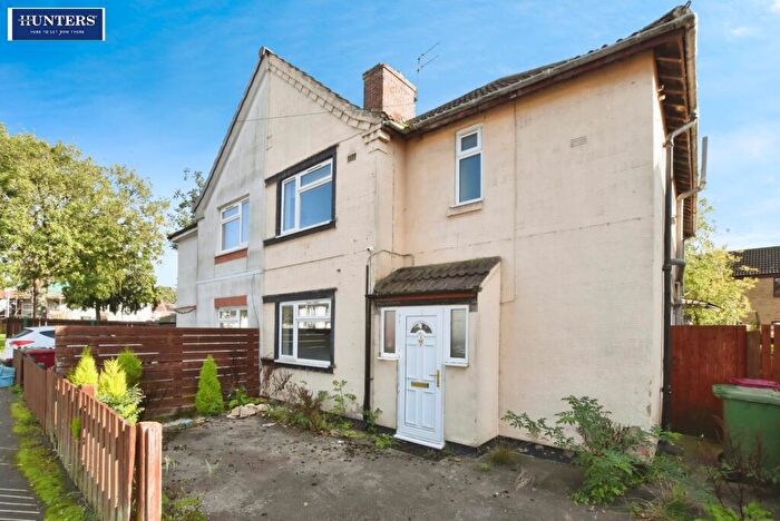 4 Bedroom Semi Detached House For Sale In Theodore Road, Scunthorpe, DN15
