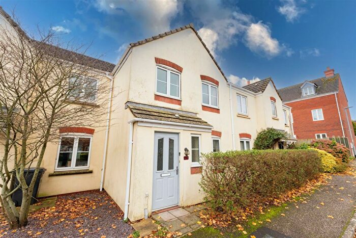 3 Bedroom Terraced House To Rent In Brutton Way, Chard, TA20