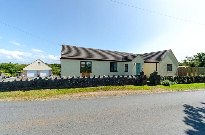 3 Bedroom Bungalow For Sale In Valley, Holyhead, Isle Of Anglesey, LL65