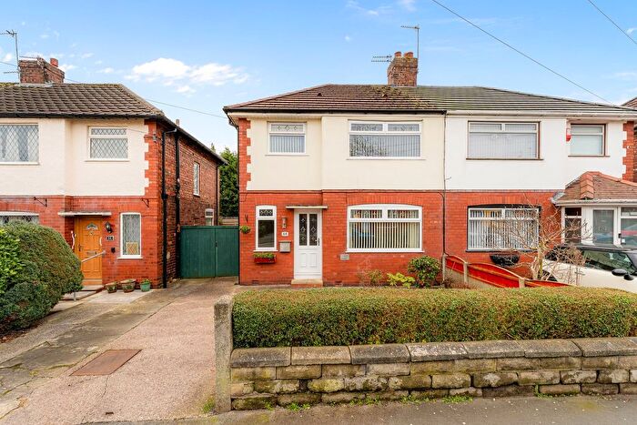 3 Bedroom Semi-Detached House For Sale In Dykin Road, Widnes, WA8