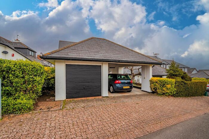 4 Bedroom Property To Rent In White House, Barry, CF62