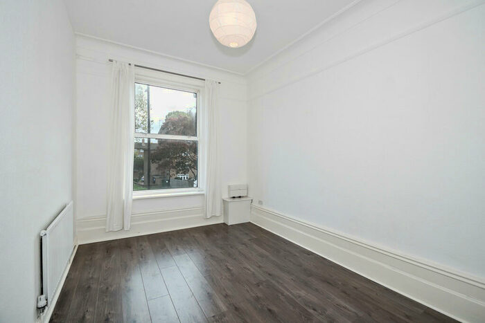 1 Bedroom Flat To Rent In Brockley Road, Brockley, SE4