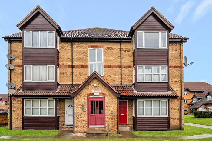 Studio For Sale In Frobisher Road, Erith, DA8