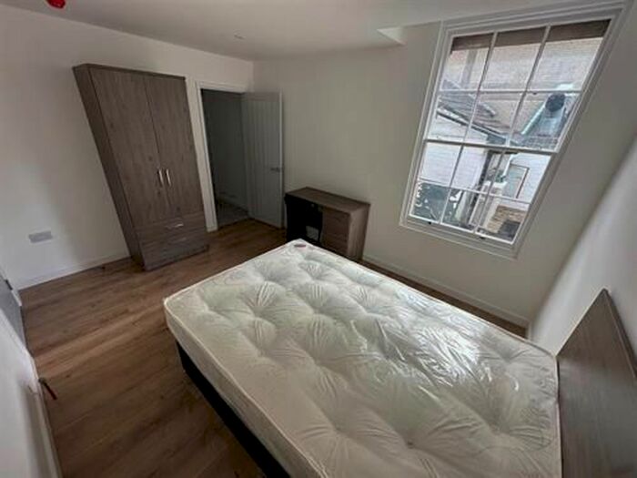 4 Bedroom Flat To Rent In Tavistock Street, Leamington Spa, CV32