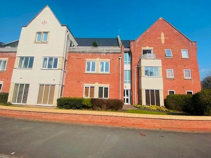 2 Bedroom Flat To Rent In Apartment, Station Road, Sutton Coldfield, West Midlands, B73