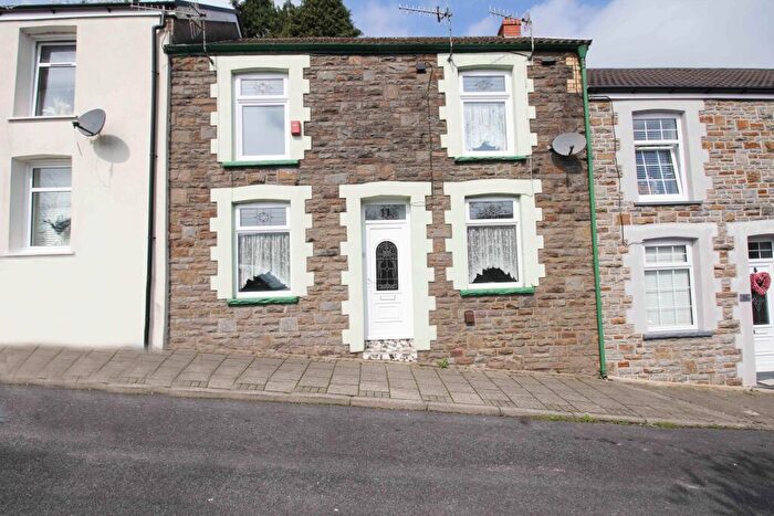 2 Bedroom Terraced House To Rent In Brynbedw Road, Tylorstown., CF43