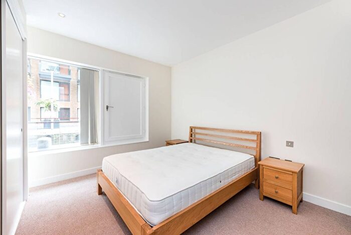 2 Bedroom Flat To Rent In Gatliff Road, Chelsea, London, SW1W