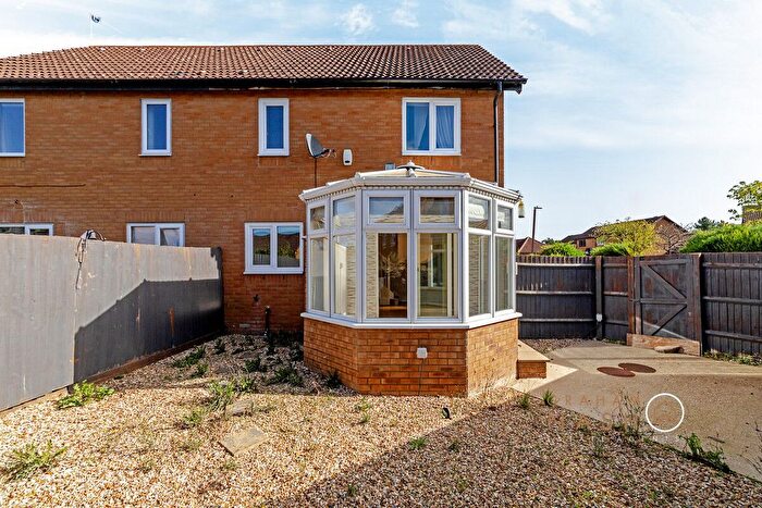 1 Bedroom End Of Terrace House For Sale In Sullivan Crescent, Milton Keynes, MK7
