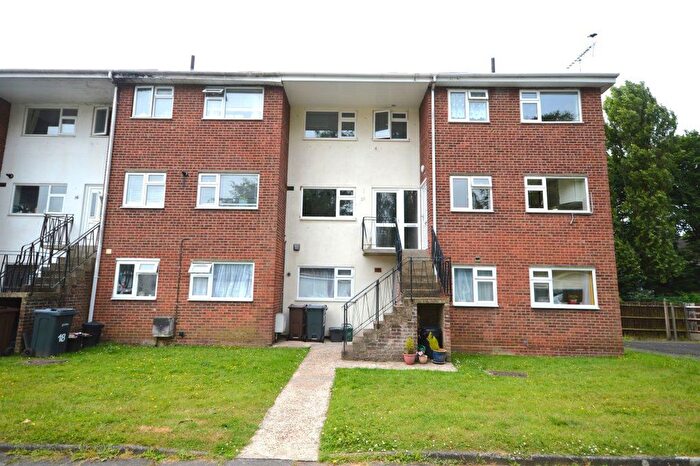 2 Bedroom Maisonette To Rent In Rowan Close, St Albans, AL4