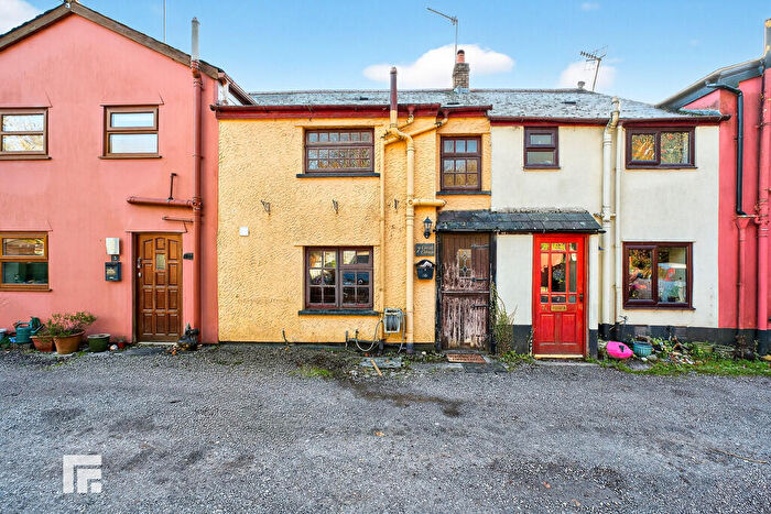 2 Bedroom Terraced House For Sale In Georgetown, Gwaelod-y-garth, Cardiff, CF15