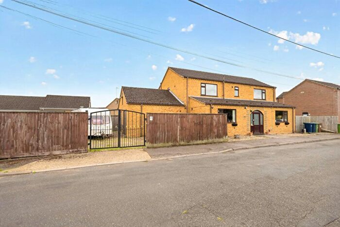 4 Bedroom Detached House For Sale In New Drove, Wisbech, Cambridgeshire, PE13