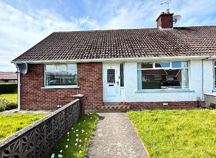 3 Bedroom Semi-detached Bungalows For Sale In Woodburn Park, L'Derry, BT47