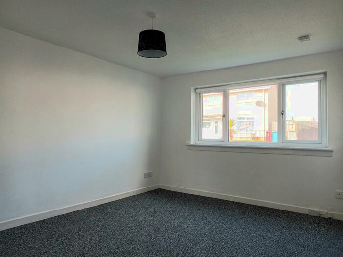 1 Bedroom Flat To Rent In Brisbane Terrace, G75
