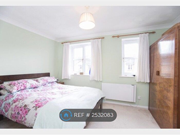 1 Bedroom Flat To Rent In Stunell House, London, SE14