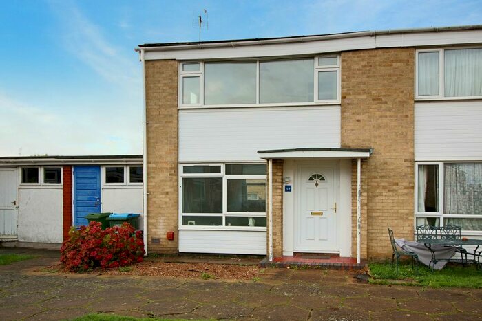 2 Bedroom Terraced House To Rent In Hastoe Park, Aylesbury, Buckinghamshire, HP20