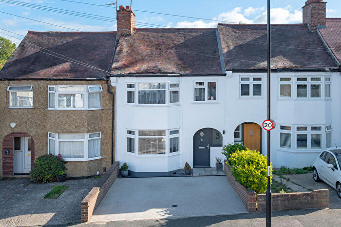 3 Bedroom Terraced House For Sale In Coulsdon, Surrey, CR5