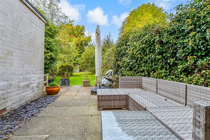 3 Bedroom Semi-Detached House For Sale In Marshalls Land, St Michaels, Tenterden, Kent, TN30