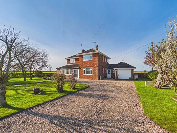 3 Bedroom Detached House For Sale In High Bridge Road, Alvingham, Louth, LN11