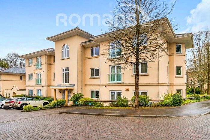 2 Bedroom Apartment To Rent In Holly Meadows, Winchester, SO22