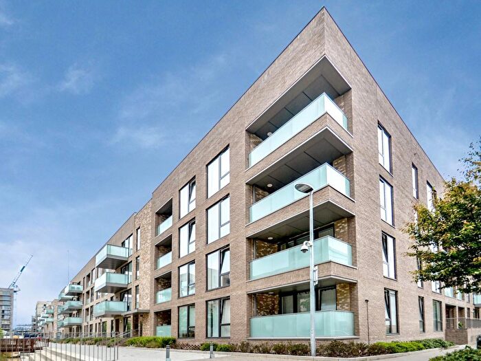 1 Bedroom Flat To Rent In Landing Waiters, New Village Avenue, Canning Town, London, E14