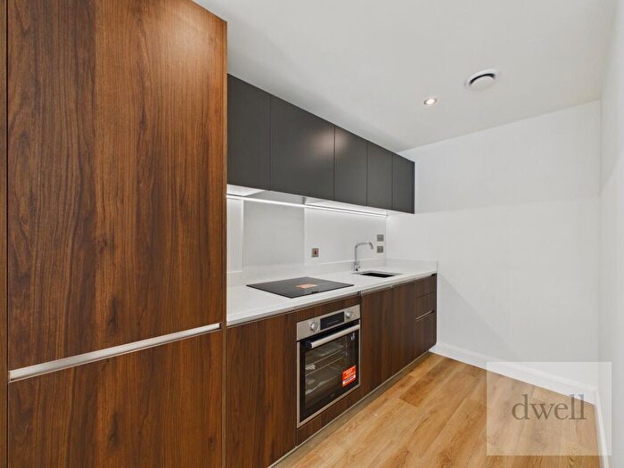 2 Bedroom Apartment To Rent In The Mount, Richmond Hill Approach, Leeds, LS9