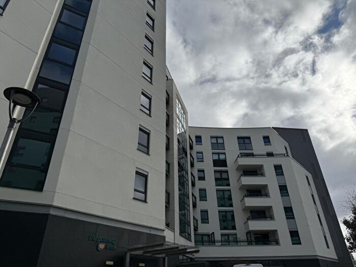 1 Bedroom Apartment To Rent In Gateway South, Leeds City Centre, LS9