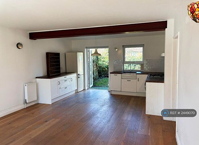 2 Bedroom Semi-Detached House To Rent In Cromwell Close, London, N2