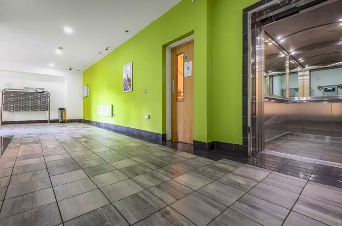 1 Bedroom Apartment To Rent In Mackenzie House, Leeds Dock, LS10