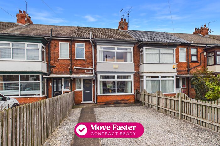 3 Bedroom Terraced House For Sale In Tennyson Avenue, Hull, East Riding Of Yorkshire, HU5