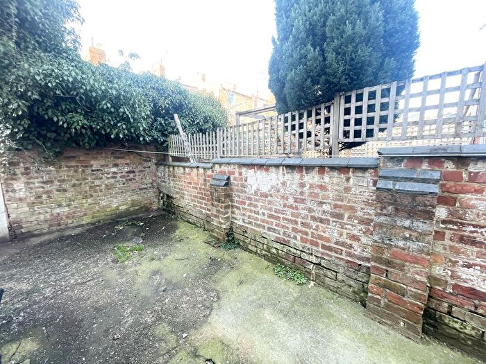 4 Bedroom Terraced House To Rent In Pytchley Street, Northampton, Northamptonshire, NN1