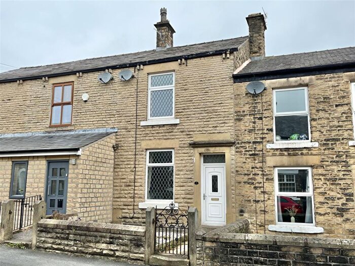 2 Bedroom Terraced House For Sale In Lambgates, Hadfield, Glossop, SK13