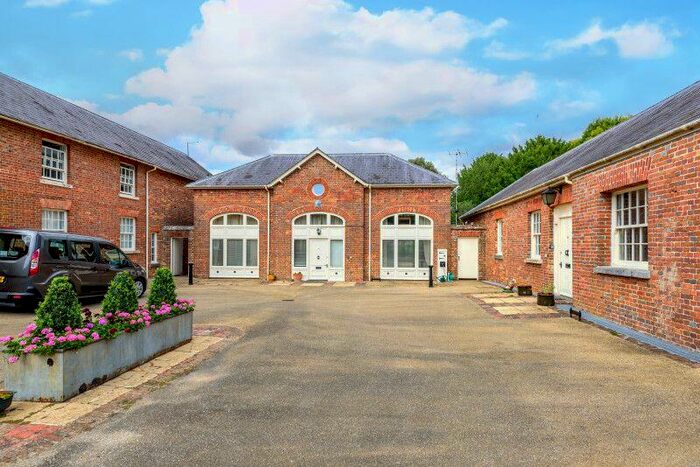 3 Bedroom Retirement Property For Sale In The Stables, Puddletown, DT2