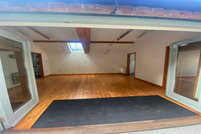 2 Bedroom Flat To Rent In Back Walk, Worcester, WR1