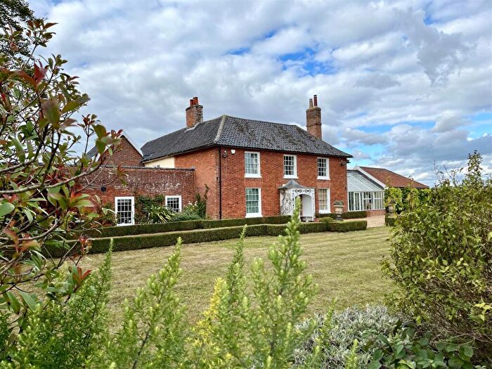 5 Bedroom Detached House For Sale In Silver Street, Besthorpe, NR17