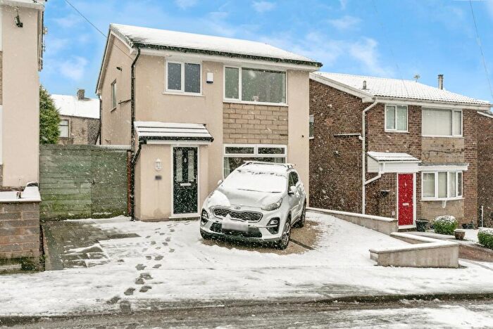 3 Bedroom Detached House For Sale In Delamere Road, Briercliffe, Burnley, Lancashire, BB10