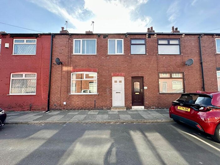 3 Bedroom Terraced House To Rent In Dawlish Mount, Leeds, LS9