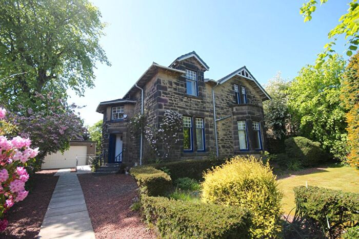 4 Bedroom Detached House For Sale In Springwells Avenue, Airdrie, ML6