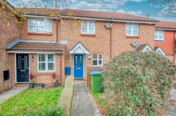 2 Bedroom Terraced House To Rent In Vokes Close, Sholing, Southampton, SO19