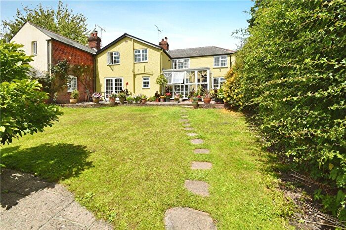 3 Bedroom Semi-Detached House For Sale In Hop Gardens, Whiteparish, Salisbury, Wiltshire, SP5