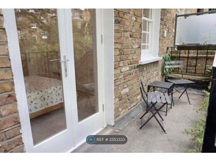 1 Bedroom Flat To Rent In Waterloo Terrace, London, N1