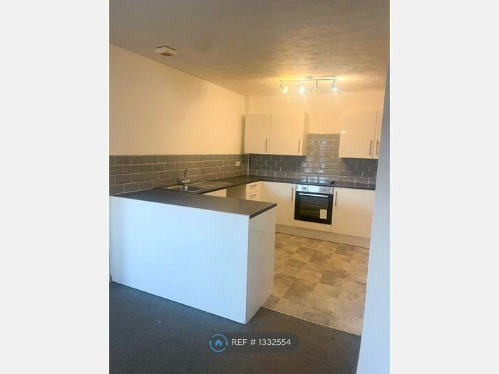 2 Bedroom Flat To Rent In Bevills Place, March, PE15