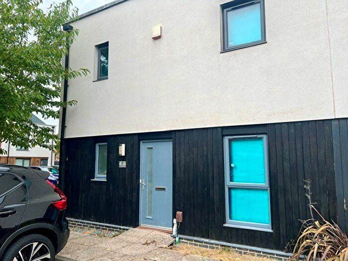 2 Bedroom Semi Detached House For Sale In Wheatsheaf Way, Knighton Fields, Leicester, LE2