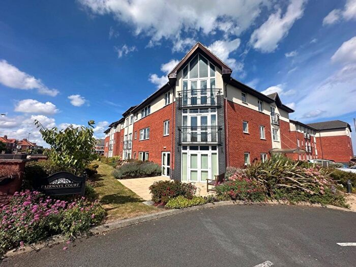 2 Bedroom Flat For Sale In Upgang Lane, Whitby, North Yorkshire, YO21