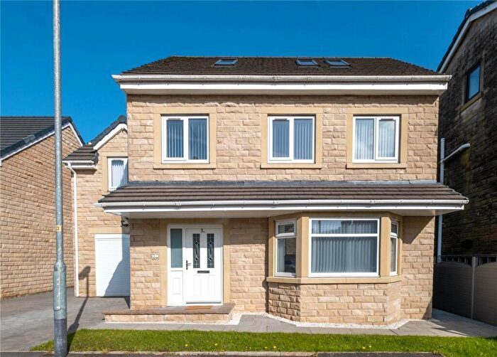 5 Bedroom Detached House For Sale In Foulridge, Colne, Lancashire, BB8