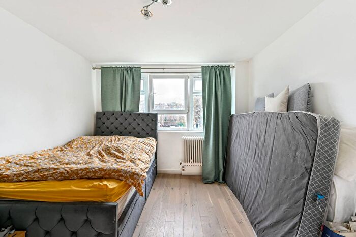 1 Bedroom Flat To Rent In Napier Court, Islington, London, N1