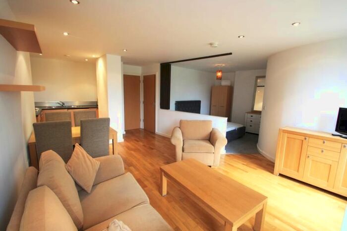 Studio To Rent In Beringa, Gotts Road, Leeds, LS12