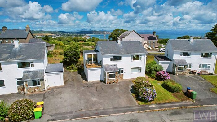 4 Bedroom Detached House For Sale In Swn Y Wylan, Dwyfor Estate, Bwlchtocyn, LL53