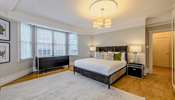 4 Bedroom Flat To Rent In Strathmore Court, Park Road, St Johns Wood, London, NW8