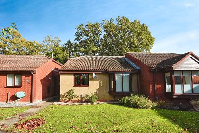 2 Bedroom Semi-Detached Bungalow For Sale In Stuarts Way, Chapel Hill, Braintree, CM7