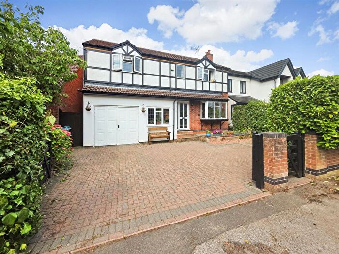 4 Bedroom Detached House For Sale In Main Street, Gunthorpe, Nottingham, NG14